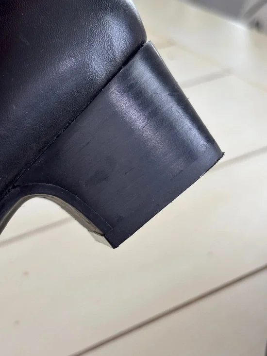 Strictly Comfort Casual Slip On Loafers Women’s 7 M Black Leather - Picture 14 of 15